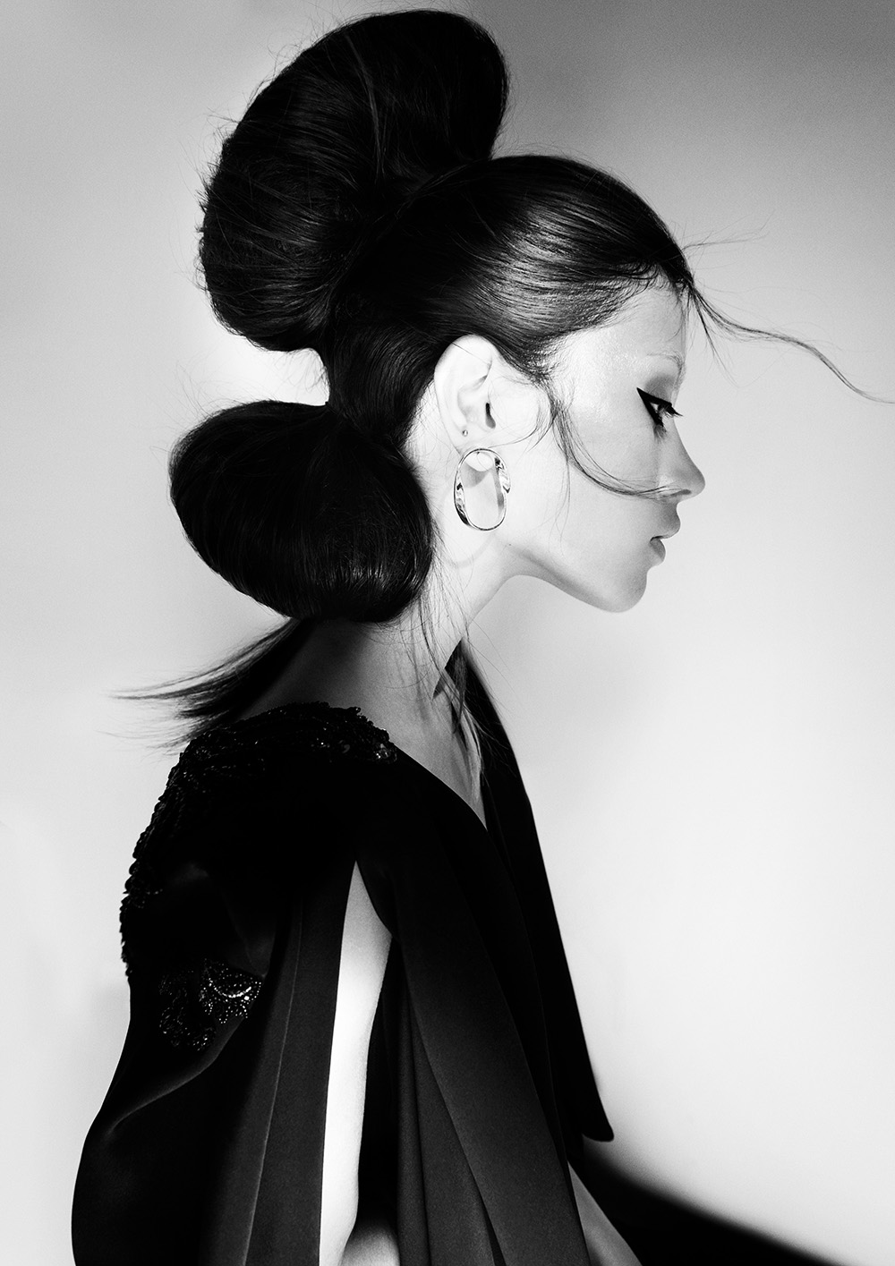 Oversized Double-Bun Updo - Emiliano & Lisa Vitale  - DUALITY Collection
